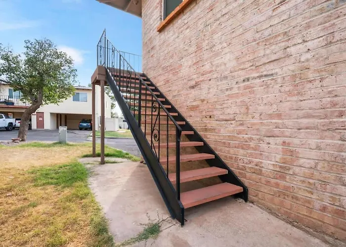 Cozy Pet Friendly Townhome With Pool * Tucson