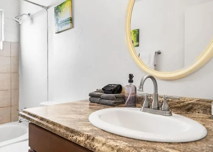 Holiday home Cozy Pet Friendly Townhome With Pool