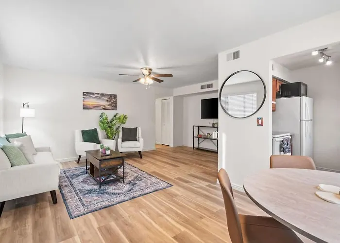 Holiday home Cozy Pet Friendly Townhome With Pool *